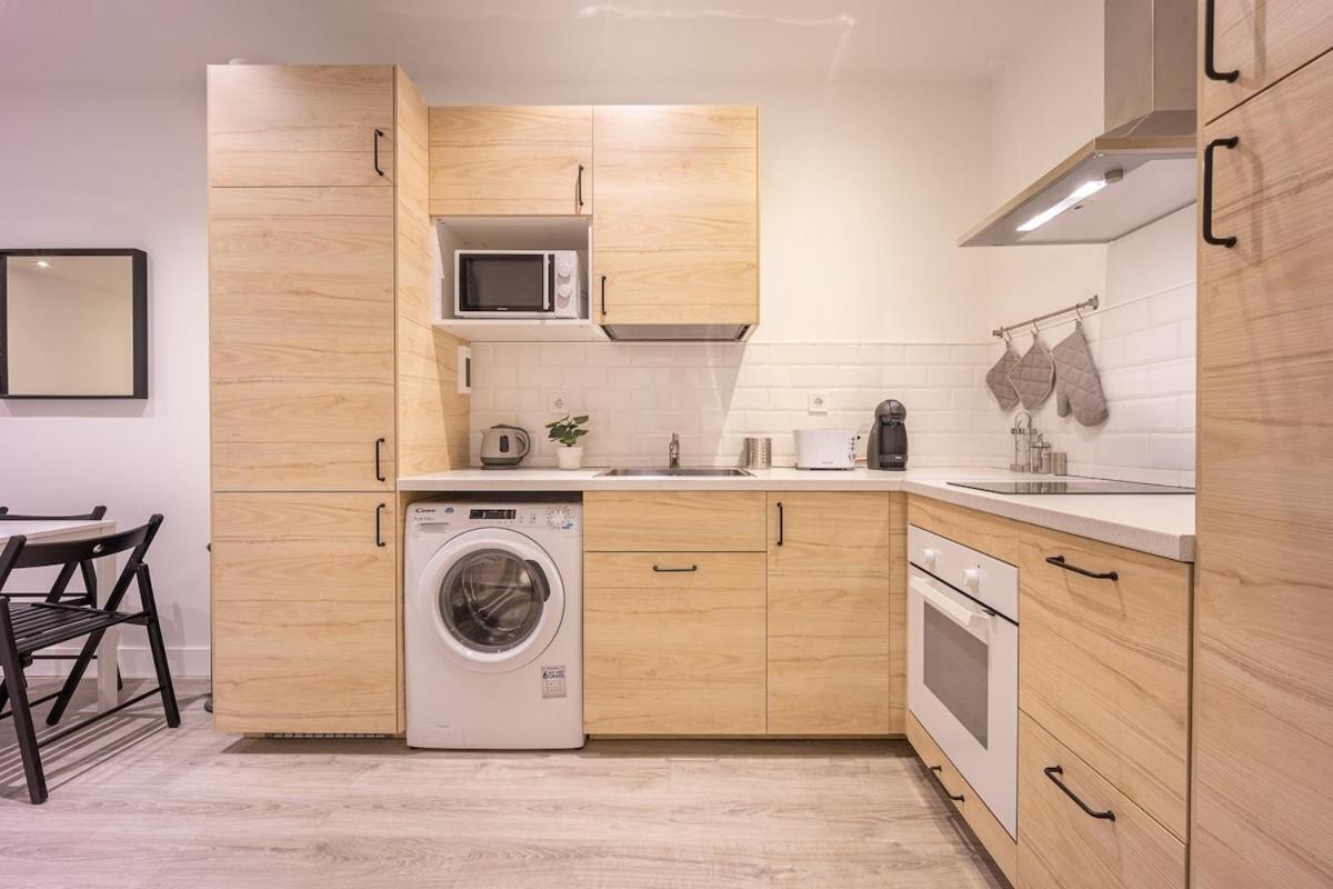 Encantador Apartamento En Atocha Apartment Madrid Ngoại thất bức ảnh